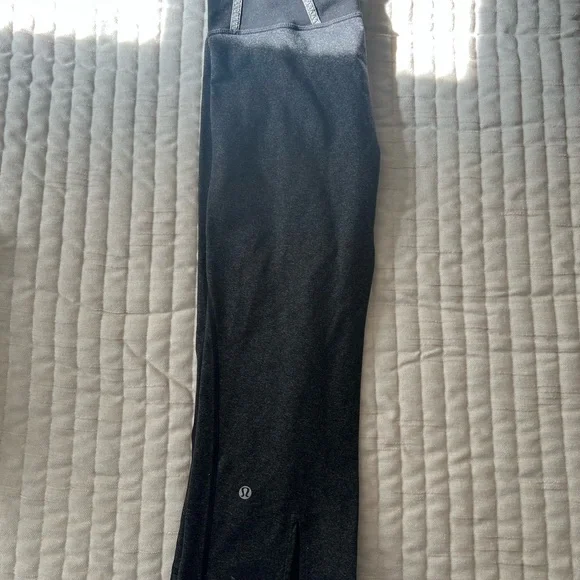 Lululemon Gray and Black Cropped Leggings - Picture 6 of 6